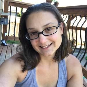 Meet your Posher, Annamaria